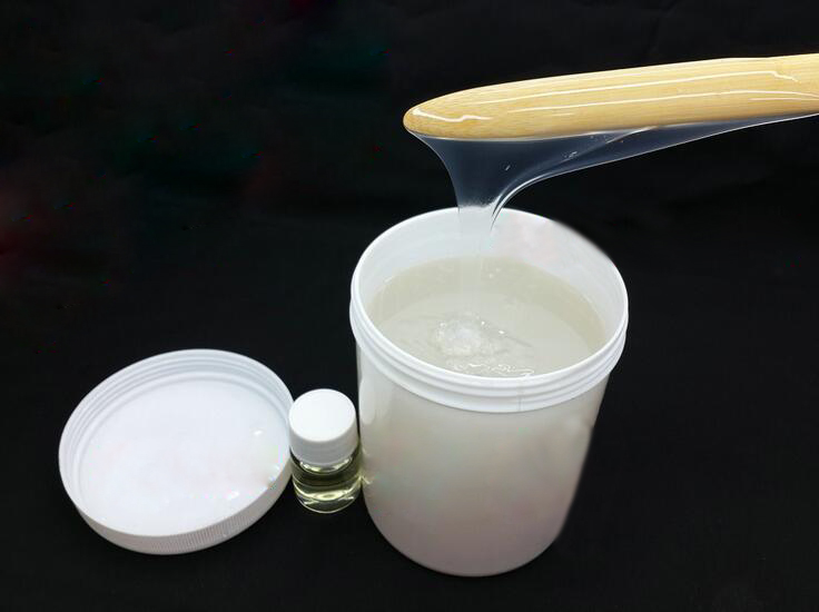 生產(chǎn)高端液態(tài)硅膠制品有什么方法？